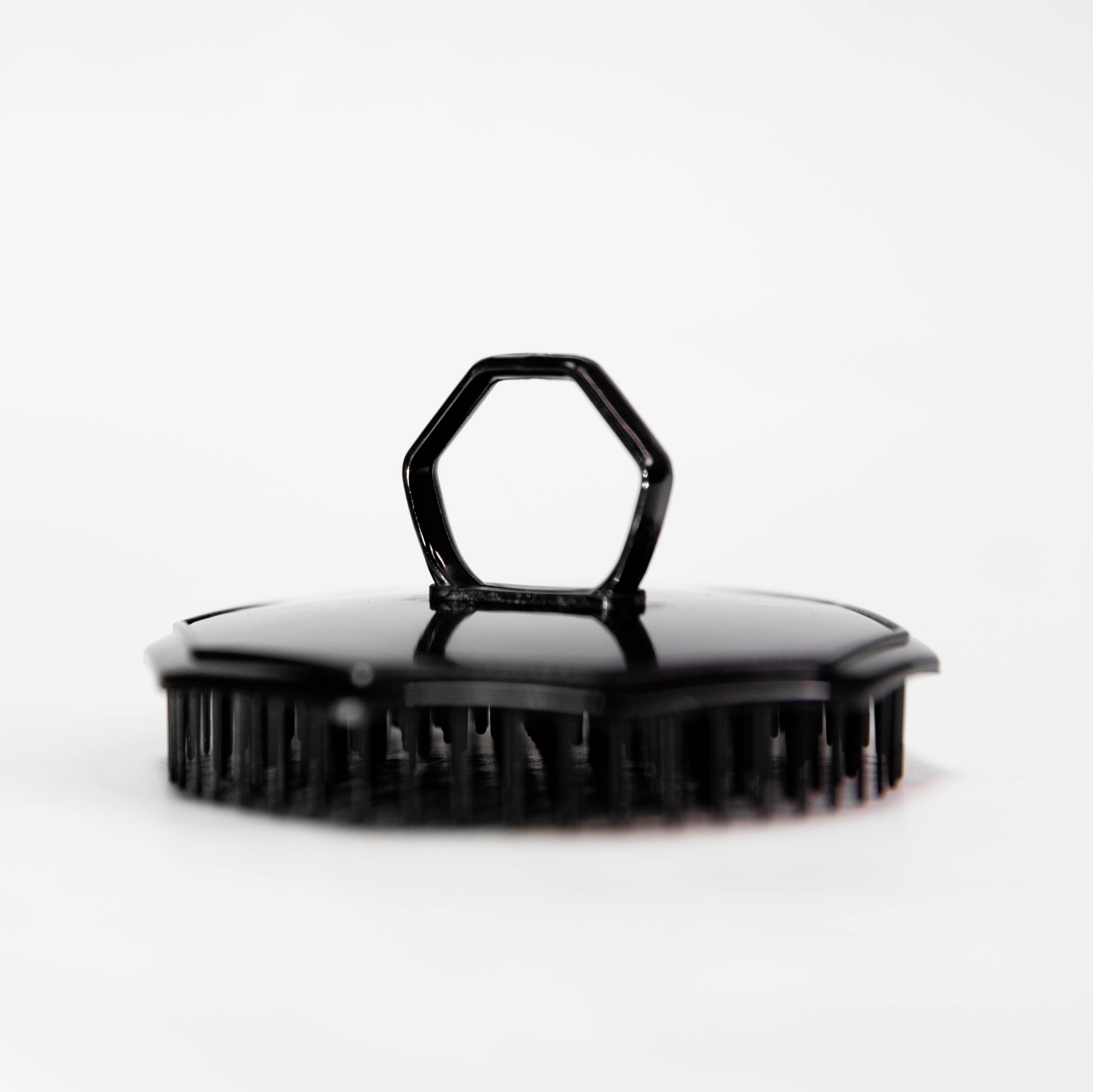 Kondicioniera, maskas ieklāšanas, masāžas birstīte